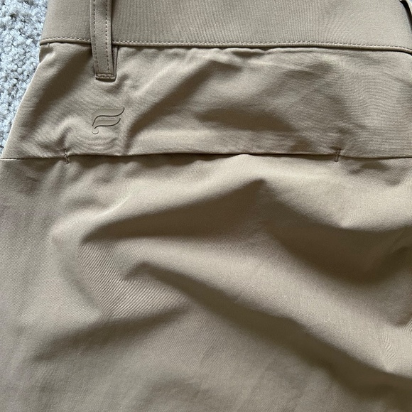 Men’s Fabletics The Don Trouser Slim Fit Khaki Sz 32 - Picture 5 of 6